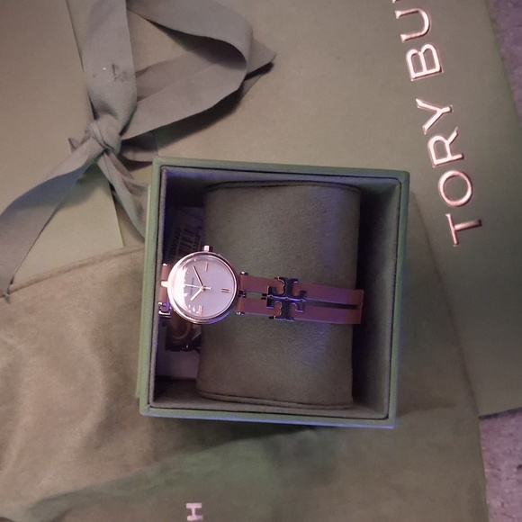 Tory Burch watch - Picture 1 of 5